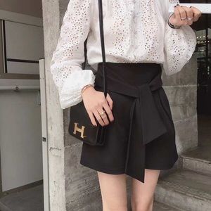 Shorts with Strip in color Black or Sand